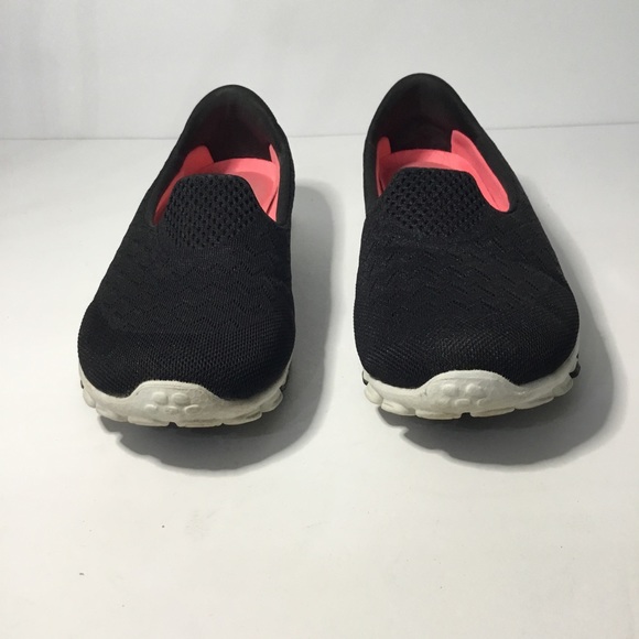 Skechers Women’s Black Memory Foam Sneakers Size 8.5 - Picture 3 of 9